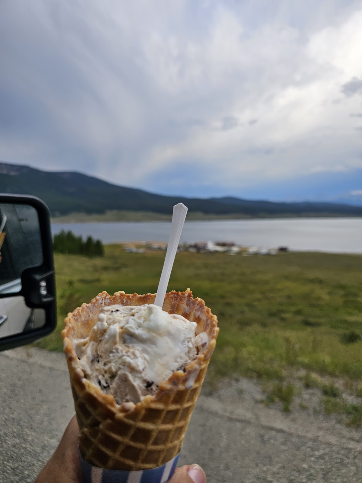 Ice Mountain Coffee and Ice Cream