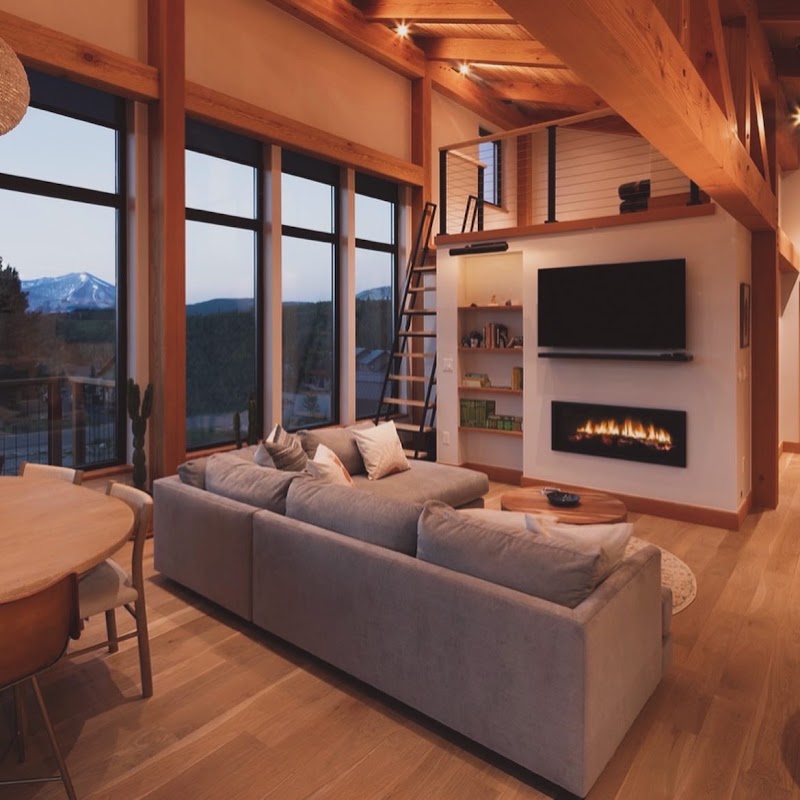 Darby Design Studio LLC