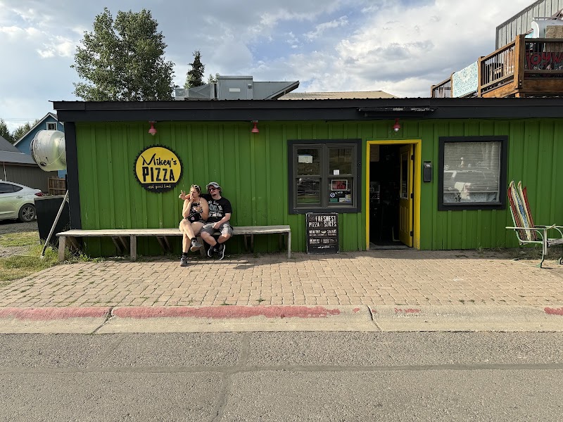 Mikey’s Pizza